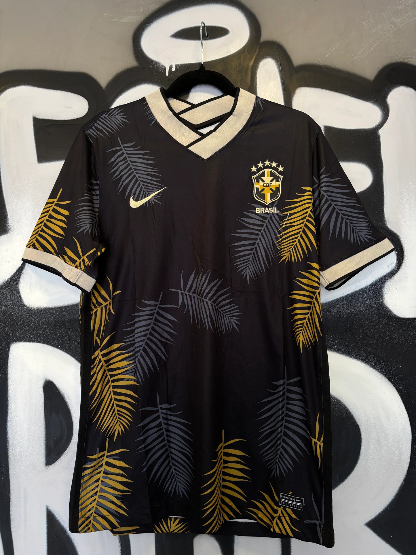 Camisa Brasil Edição Especial - Preta Masculina 🇧🇷