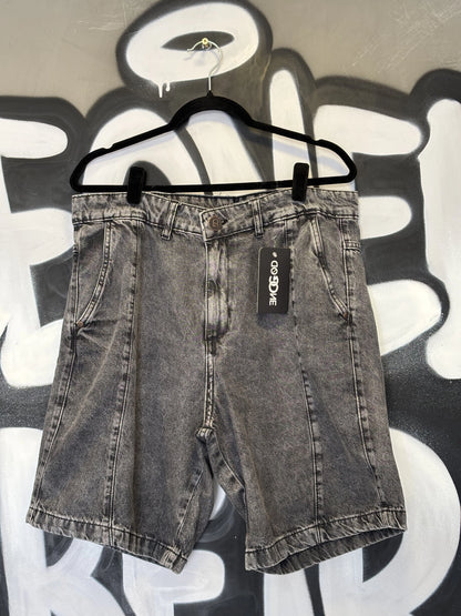 Bermuda Baggy Recortada One God - Estonada