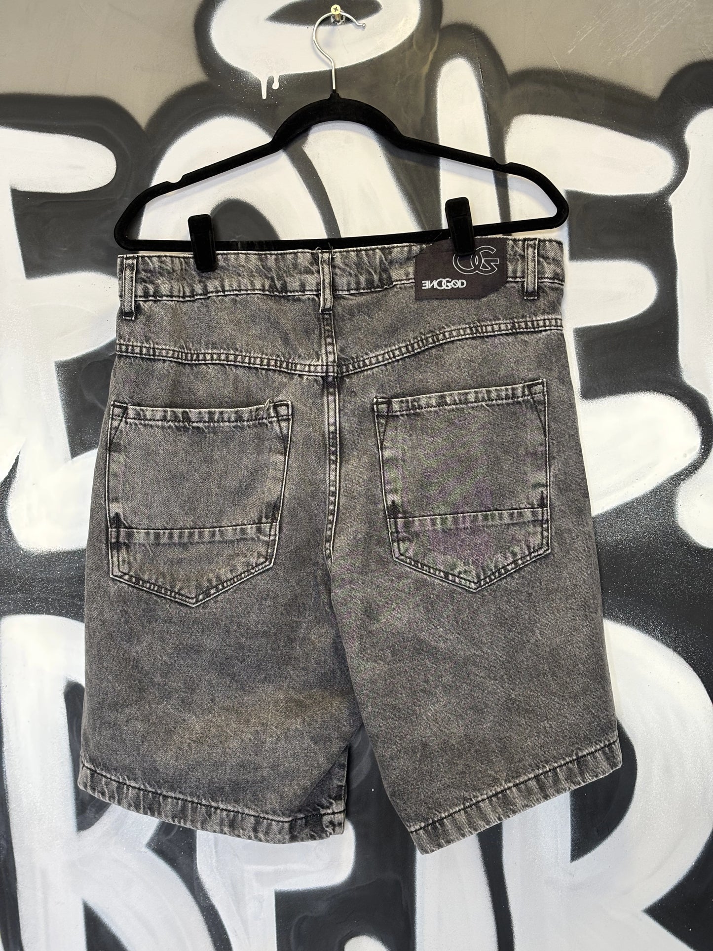 Bermuda Baggy Recortada One God - Estonada