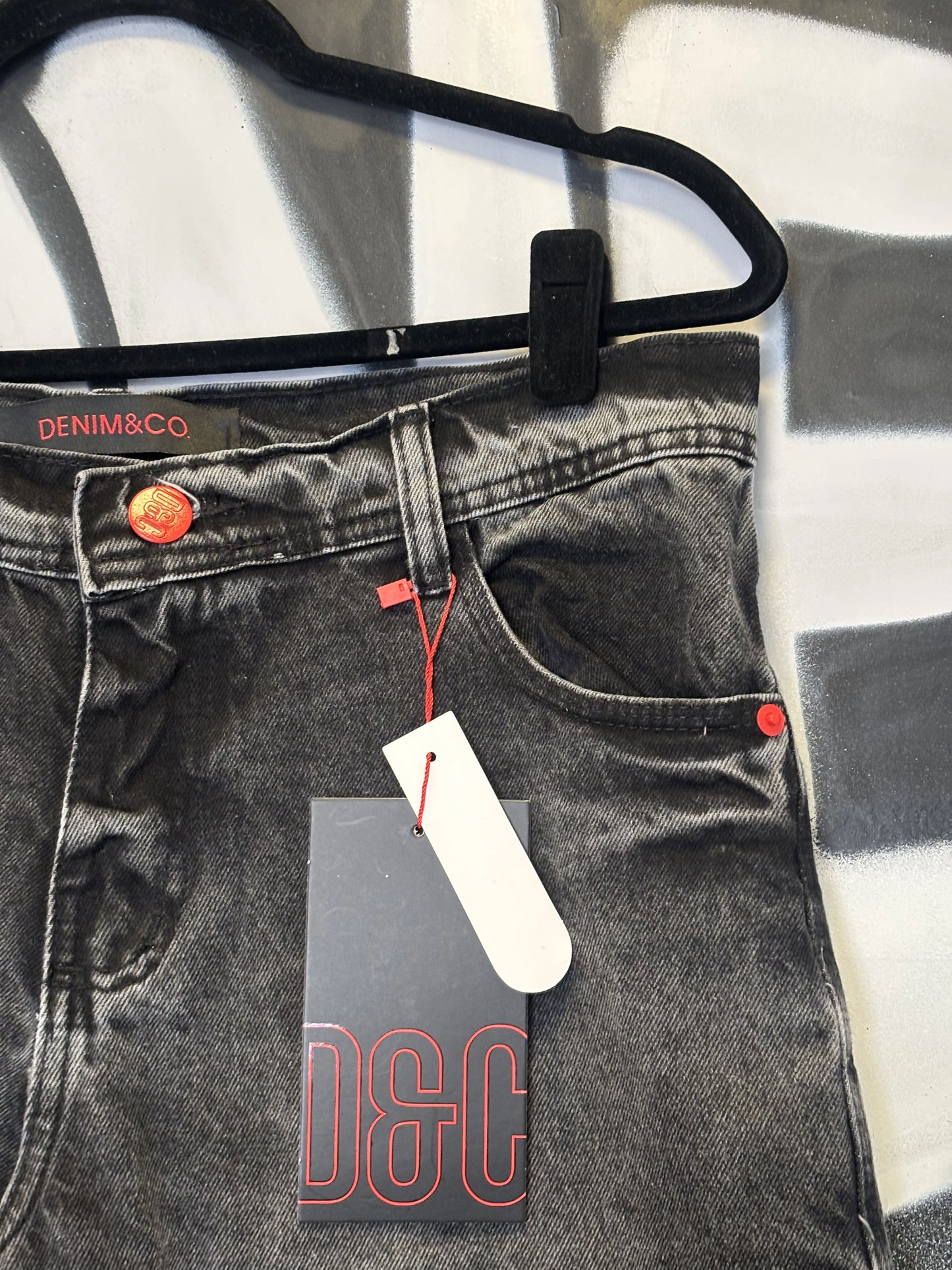 Bermuda Denim & Co. Estonada Cross
