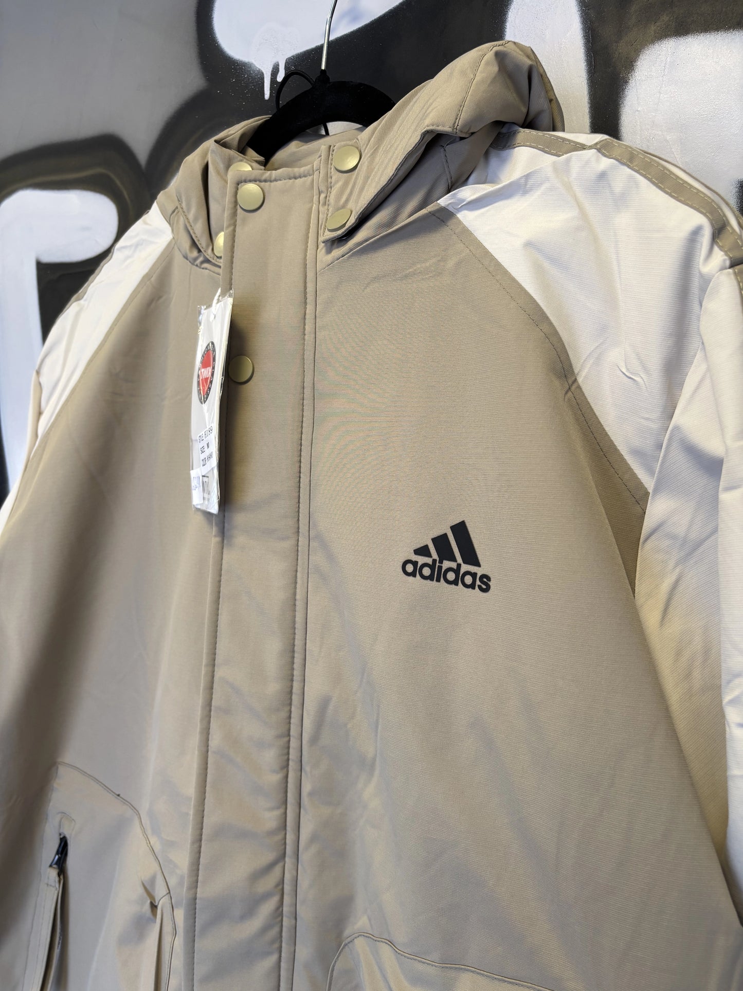 Corta Vento Adidas - Bege e Branco
