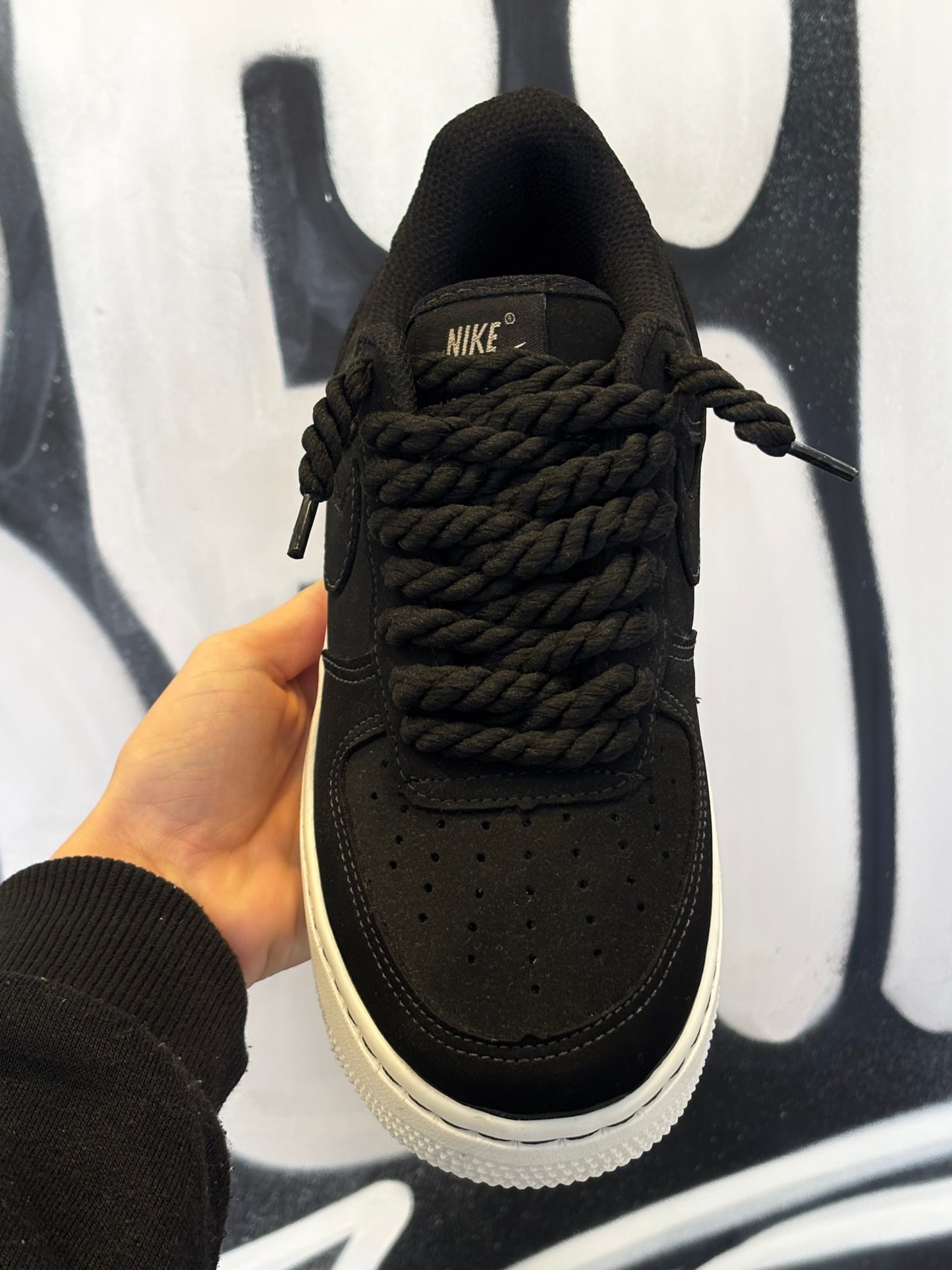 NIKE PRETO RAVE