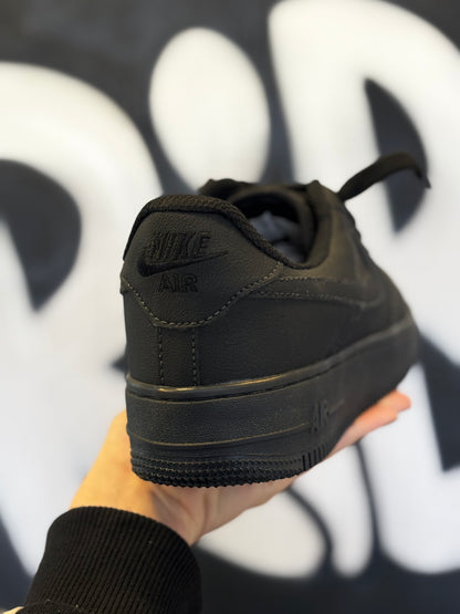 Nike Air Force All Black