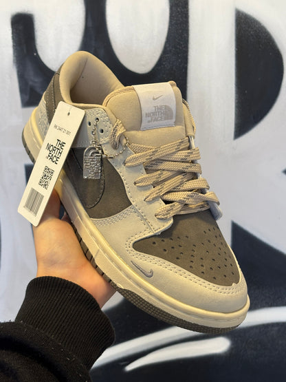 NIKE DUNK LOW THE NORTH FACE