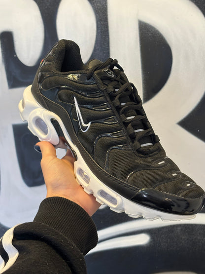 NIKE TN